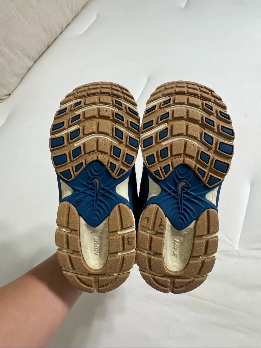 Nike V5 RNR Kids Navy Blue and Gray Mesh Athletic Sneakers